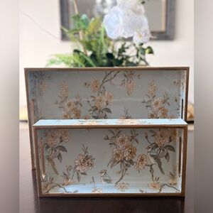 Set of 2 Elegant Floral Decorative Trays ✨🕊️